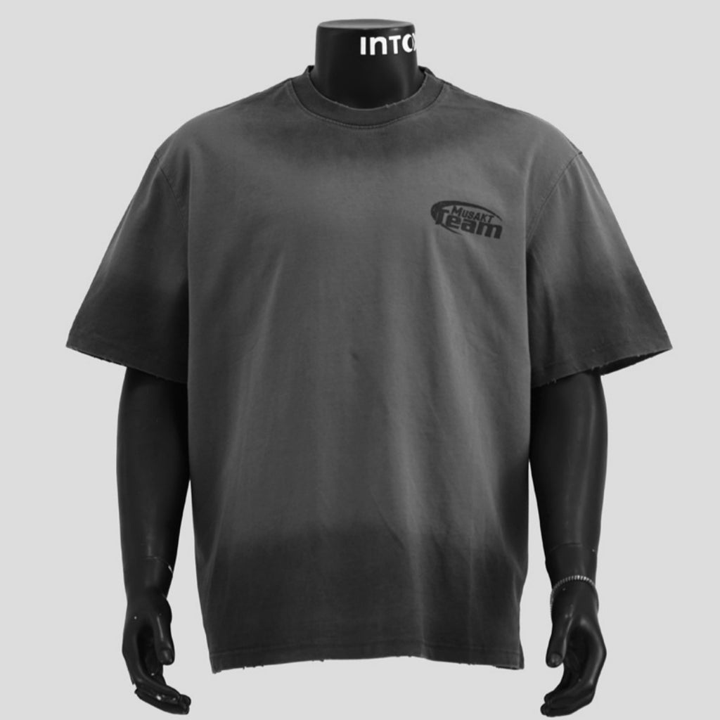 Camiseta masculina retrô de manga curta e modelagem folgada