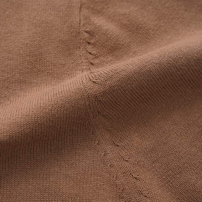 Camiseta masculina de manga curta e gola redonda, confeccionada em malha de algodão puro