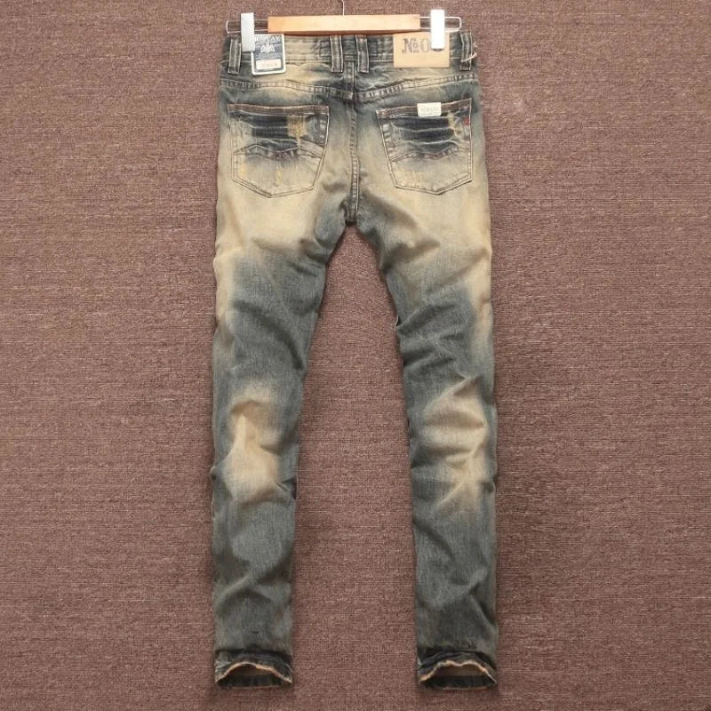Calça jeans destroyed