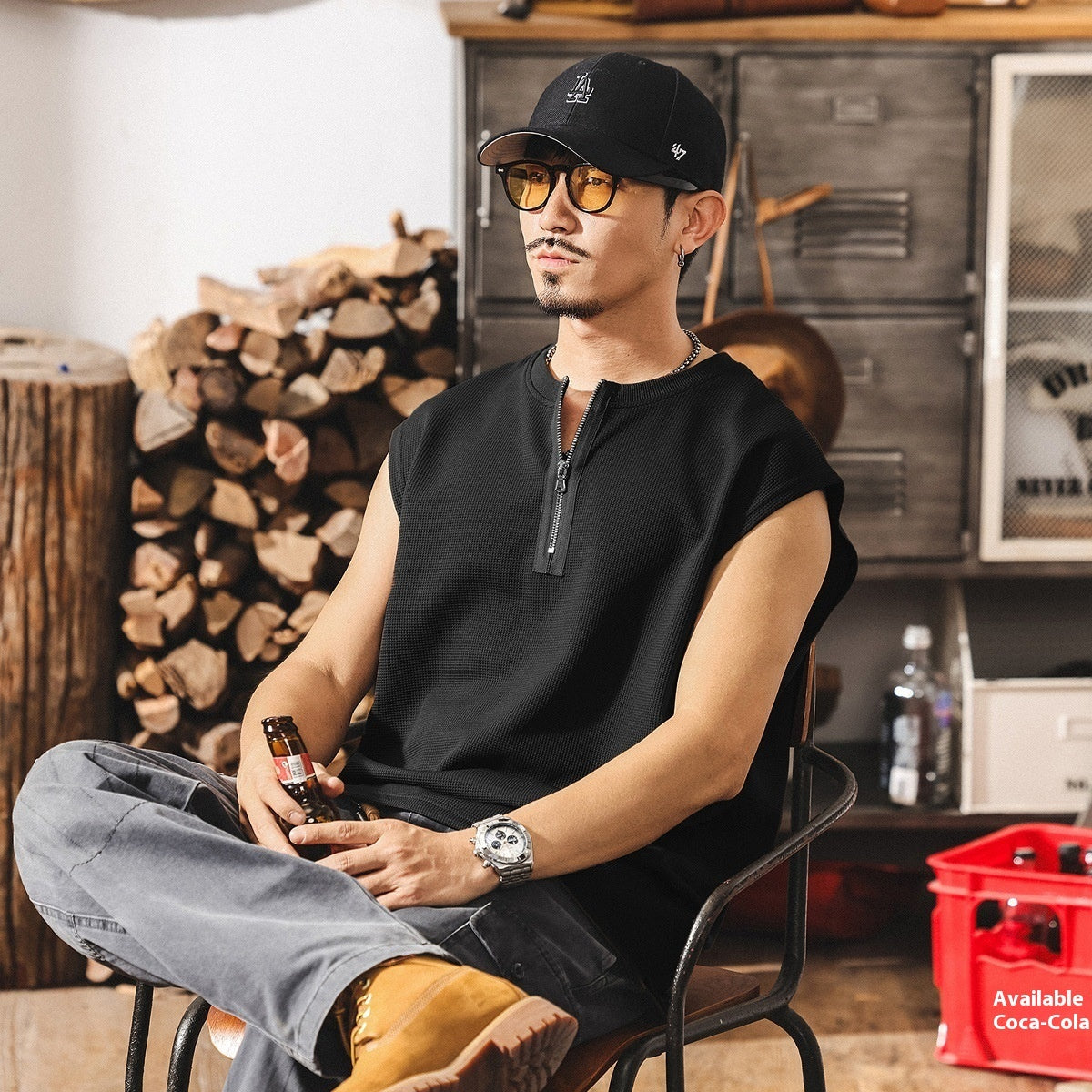 Camiseta masculina vintage com zíper, estilo esportivo e folgada, com textura waffle.